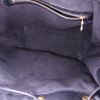 Louis Vuitton grand Noé handbag in black epi leather - Detail D2 thumbnail