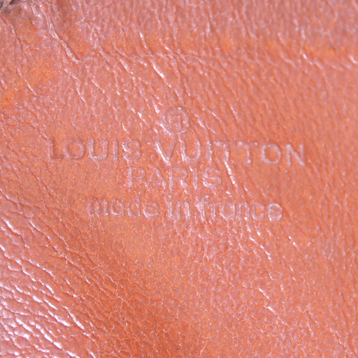 Bolso bandolera Louis Vuitton Cartouchiére en lona Monogram marrón y cuero natural - Detail D3
