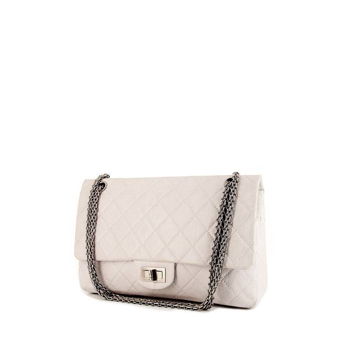 Chanel 2.55 handbag in white quilted leather - 00pp