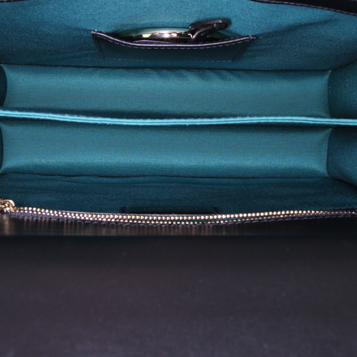 Bulgari Serpenti Forever handbag in black leather - Detail D3