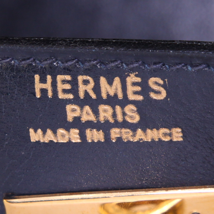 Hermès  Kelly 32 cm handbag  in navy blue box leather - Detail D4