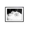 Milton H. Greene, photographie "Marilyn Monroe purportedly nude under the sheets with her Bus stop, 1956", tirage sur papier Canson Muséum, numérotée sur 15, certificat d'authenticité, encadrée - 00pp thumbnail