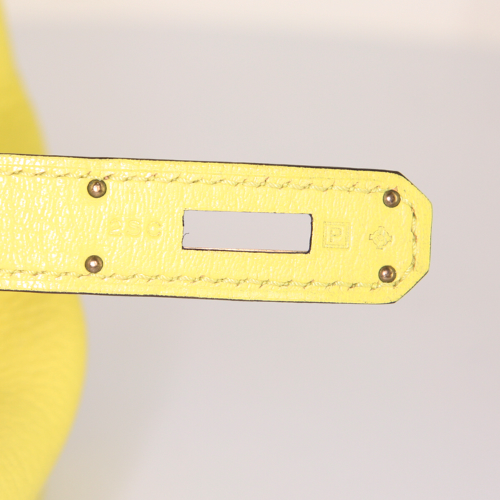 Sac à main Hermes Birkin 30 cm en cuir Mysore bicolore bleu- électrique jaune Soufre et étoupe - Detail D4