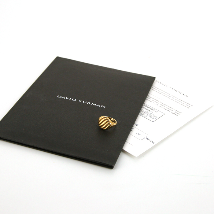 Anello con sigillo David Yurman Pinky in oro giallo - Detail D2