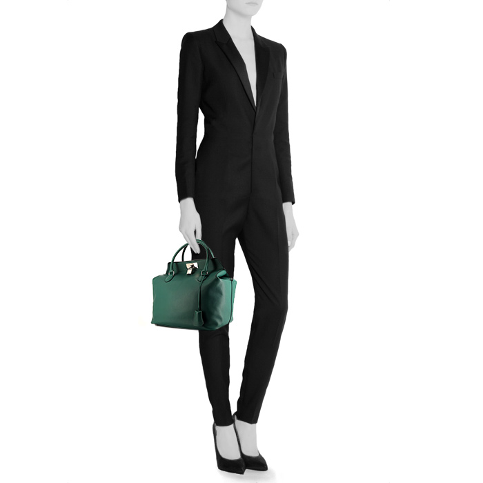 Sac à main Hermès Tool Box en cuir Swift Vert Veronese - Detail D1
