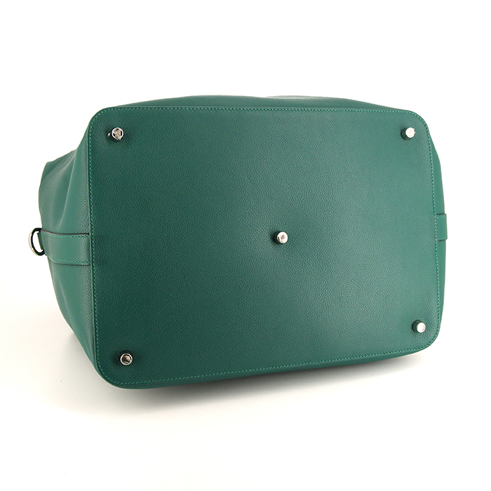Sac à main Hermès Tool Box en cuir Swift Vert Veronese - Detail D5