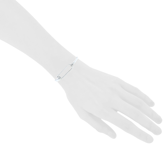 Opening Hermès Clic bangle in silver - Detail D1