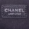 Chanel Pochette ceinture clutch-belt in black grained leather - Detail D4 thumbnail