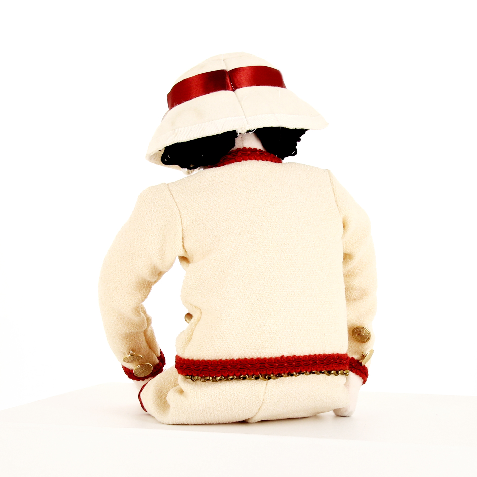 Chanel, rare "La petite Coco" doll, in fabrics and metallic accessories, from 2010 - Detail D1