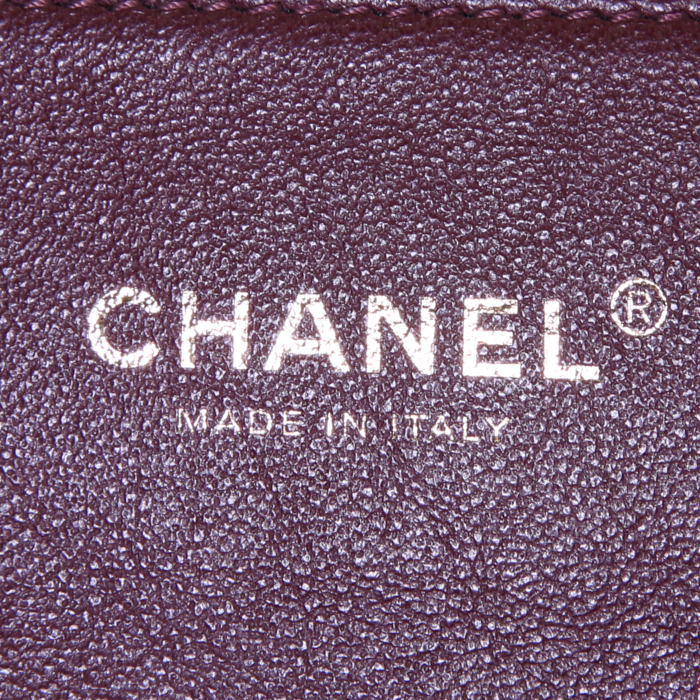 Chanel backpack in black grained leather - Detail D4