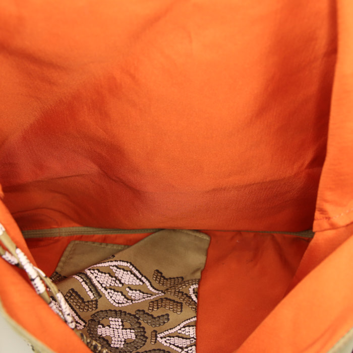 Borsa Hermès Silk City in seta verde kaki con motivo e pelle Barenia marrone - Detail D2