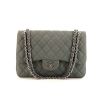 Chanel Timeless Jumbo shoulder bag in green quilted grained leather - 360 thumbnail