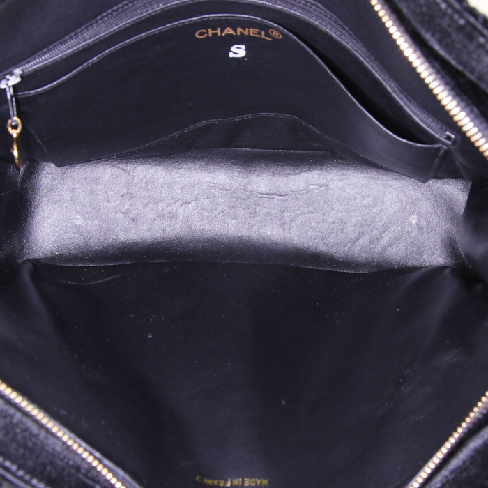 Sac à main Chanel Vintage en velours matelassé noir - Detail D2