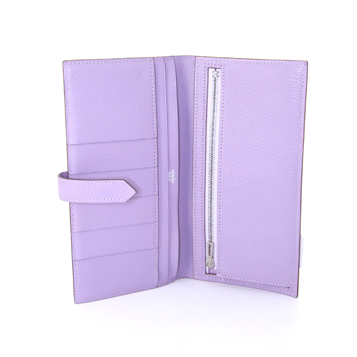 Billetera Hermès Béarn en cuero Mysore color lila - Detail D2