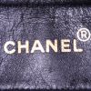 Chanel Vintage handbag in navy blue quilted leather and cream color quilted canvas - Detail D3 thumbnail