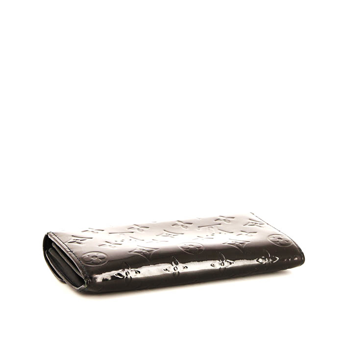 Louis Vuitton Sarah wallet in dark blue monogram patent leather - Detail D4
