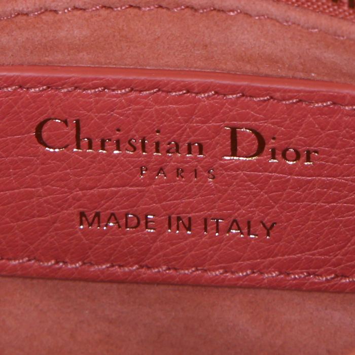 Bolso bandolera Dior Lady Dior mini en avestruz Rosa Cangrejo - Detail D4