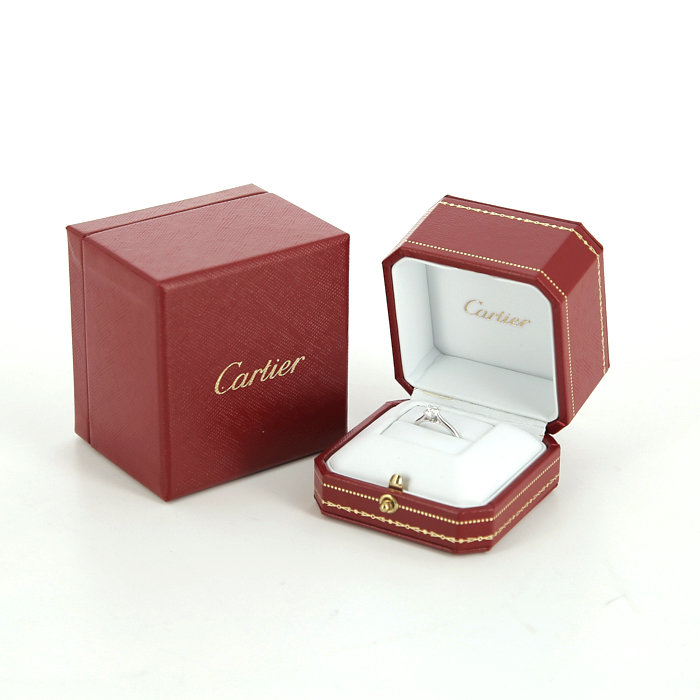 Cartier 1895 solitaire ring in platinium and diamond - Detail D2