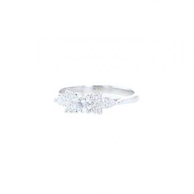 Sortija Tiffany & Co Seven Stone en platino y diamantes