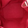 Shopping bag Louis Vuitton petit Noé in pelle Epi rossa - Detail D2 thumbnail