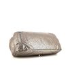 Chanel  Shopping handbag in silver leather - Detail D4 thumbnail