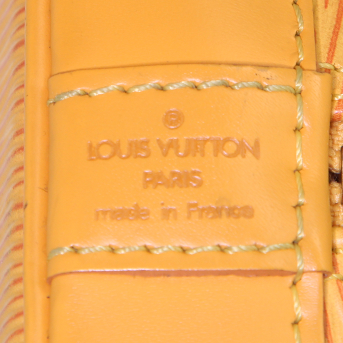 Bolso de mano Louis Vuitton Alma modelo pequeño en cuero Epi amarillo - Detail D3