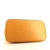 Sac à main Louis Vuitton Alma petit modèle en cuir épi jaune - Detail D4 thumbnail