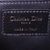 Bolso bandolera Dior  Montaigne en cuero negro - Detail D4 thumbnail