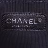 Chanel Petit Shopping handbag in white quilted leather - Detail D3 thumbnail