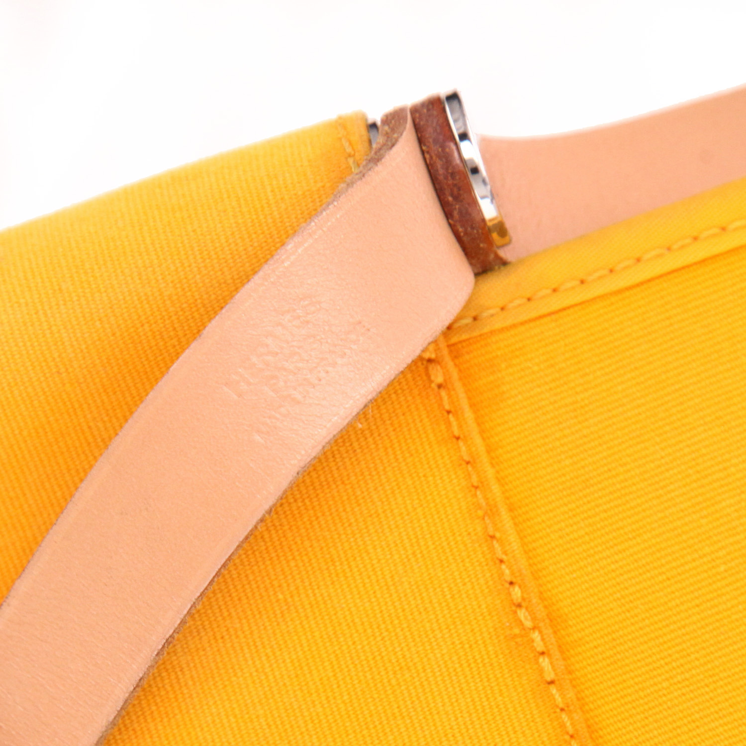 Hermès Cabag shopping bag in Jaune d'Or canvas and brown Hunter cowhide - Detail D2