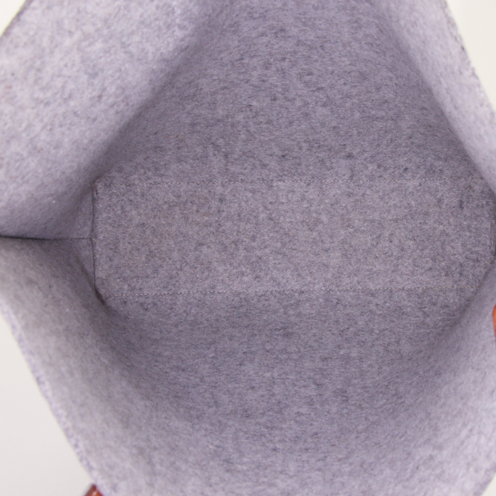 Bolso Cabás Hermès Karimi en fieltro gris y cuero Barenia - Detail D2