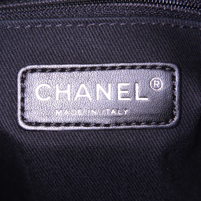 Chanel Deauville medium model shopping bag in grey canvas and black leather - Detail D3