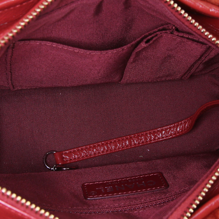 Borsa a tracolla Chanel Gabrielle  modello piccolo in tessuto di lana e pelle rosso mattone - Detail D3