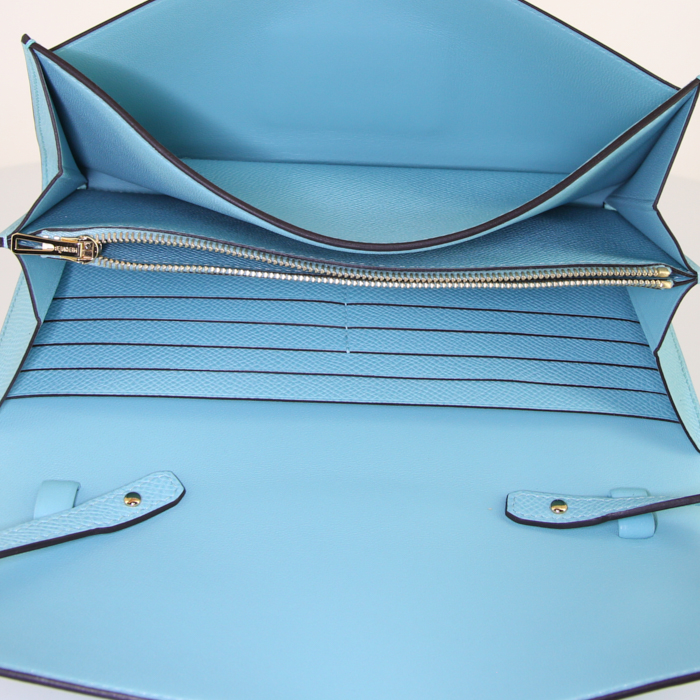 Borsa a tracolla Hermès Constance Long To Go in pelle Epsom celeste - Detail D3