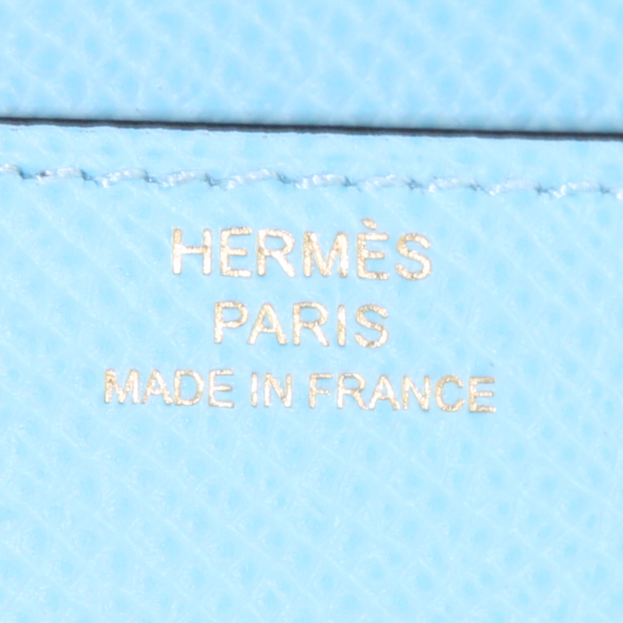 Hermès Constance Long To Go shoulder bag in light blue epsom leather - Detail D4