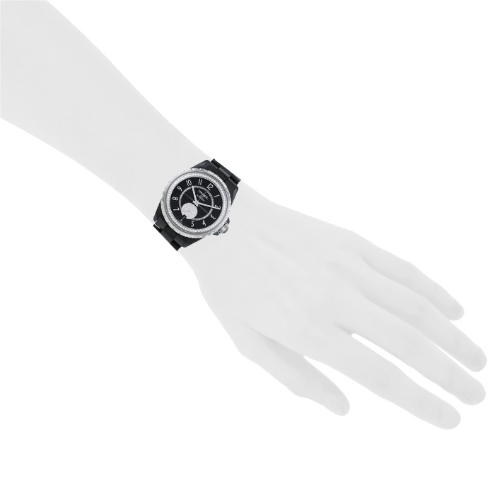 Chanel J12 watch in ceramic Ref:  H3840 Circa  2010 - Detail D1