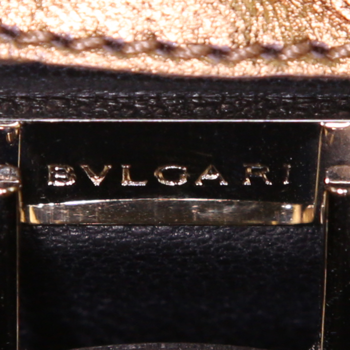 Bolso de mano Bulgari en cuero dorado - Detail D3