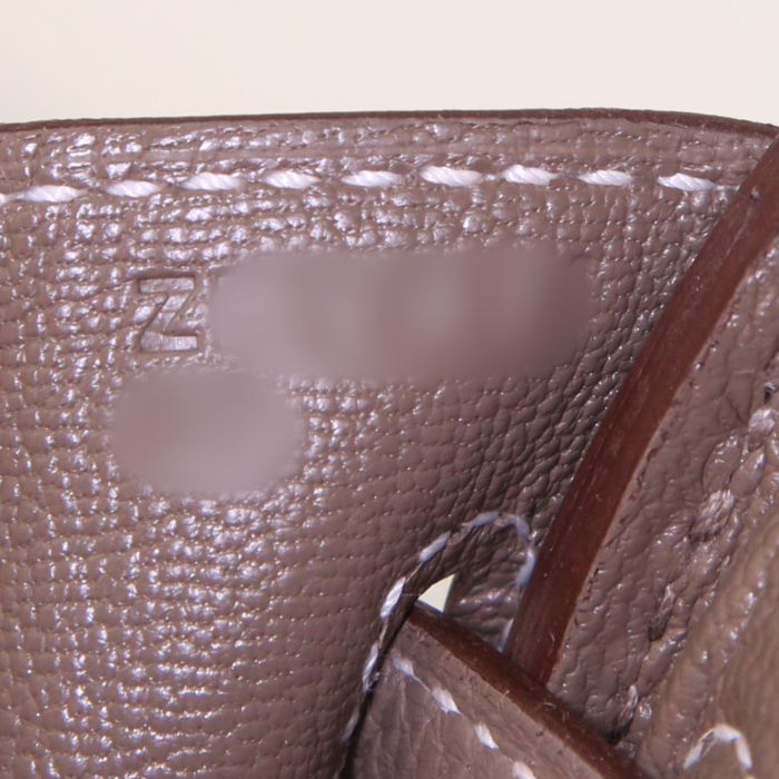 Sac à main Hermes Birkin 25 cm en cuir togo étoupe - Detail D4