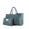 Bottega Veneta Cabat shopping bag in blue braided leather - 00pp thumbnail