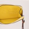 Bolsito de mano Loewe Wallet en cuero amarillo - Detail D2 thumbnail