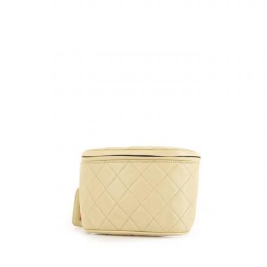 Bolsito de mano Chanel Pochette en cuero acolchado beige