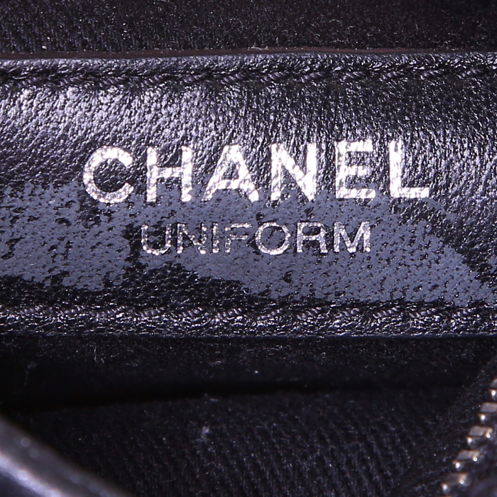 Bolso bandolera Chanel en cuero acolchado negro - Detail D3