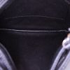 Borsa a tracolla Chanel in pelle trapuntata nera - Detail D2 thumbnail