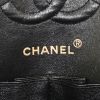 Bolso de mano Chanel  Timeless en fieltro de lana caqui - Detail D4 thumbnail