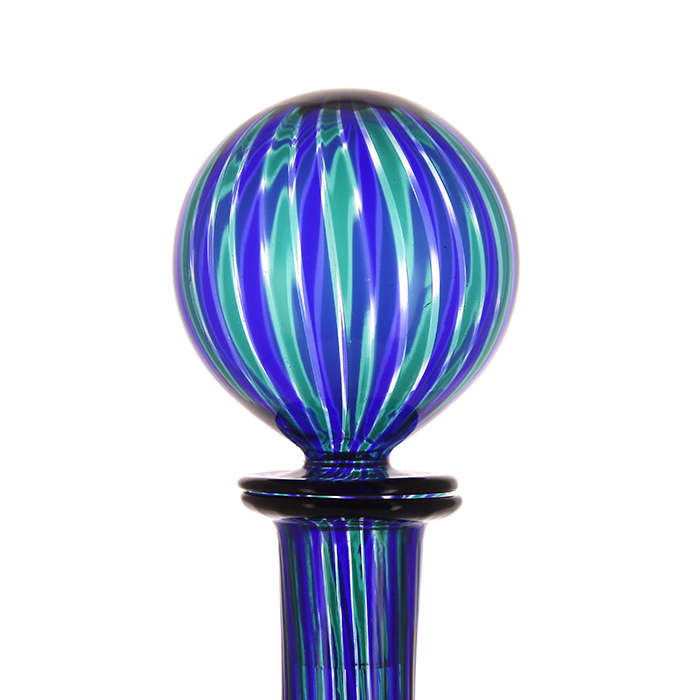 Gio Ponti & Paolo Venini, bouteille "Morandiane", en verre de Murano, manufacture de Venini, signée et datée, de 1988