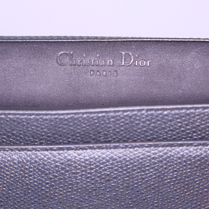 Bolsito de mano Dior Montaigne en cuero negro - Detail D4