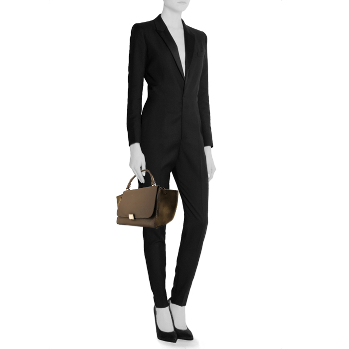 Celine  Trapeze medium model  handbag  in taupe grained leather  and taupe suede - Detail D1
