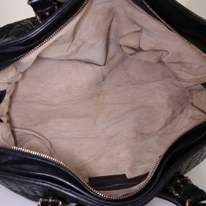 Sac cabas Bottega Veneta Fourre-tout en cuir intrecciato noir - Detail D2