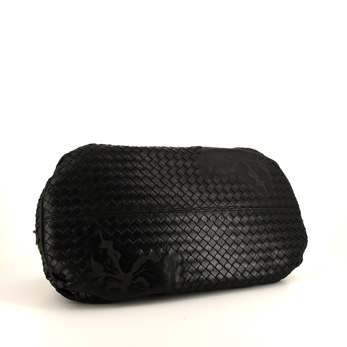 Sac cabas Bottega Veneta Fourre-tout en cuir intrecciato noir - Detail D4