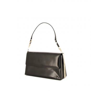 Bolso de mano Salvatore Ferragamo modelo pequeño en charol negro